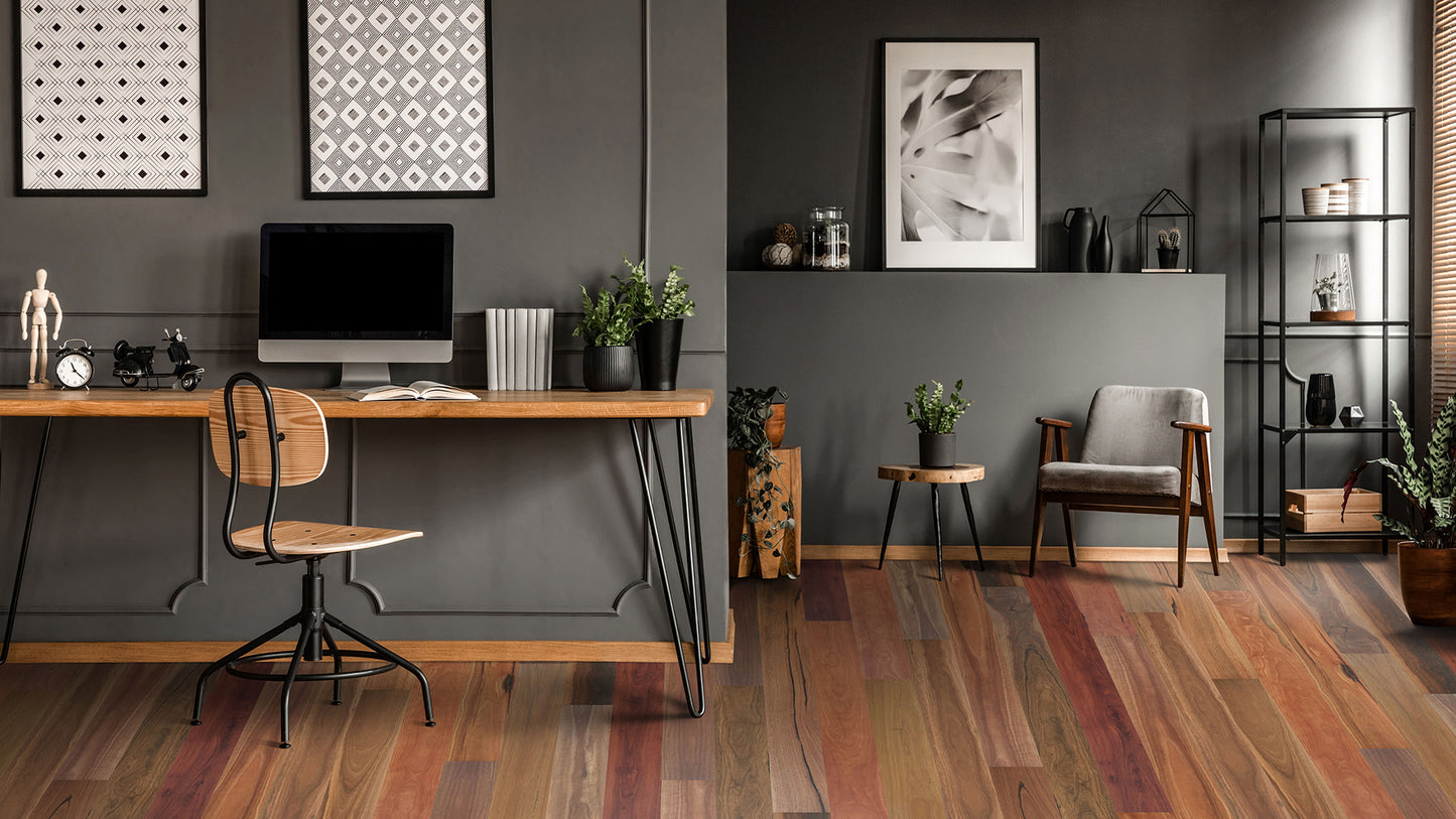 Family Area - SPOTTED GUM RUSTIC