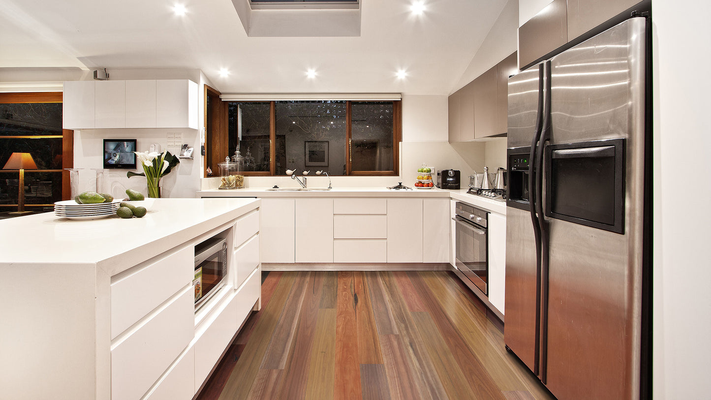 Family Area - SPOTTED GUM RUSTIC