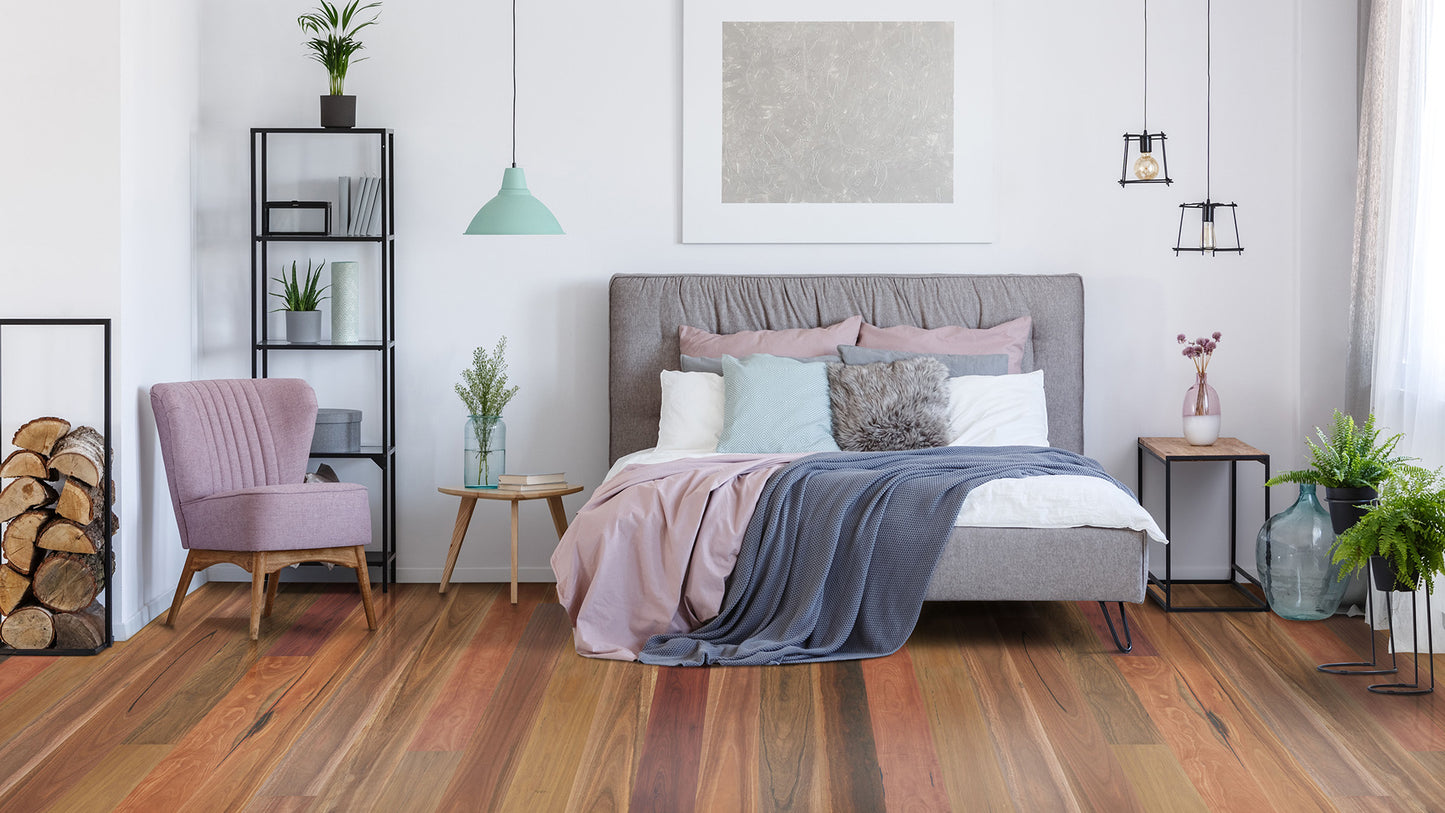 Family Area - SPOTTED GUM RUSTIC